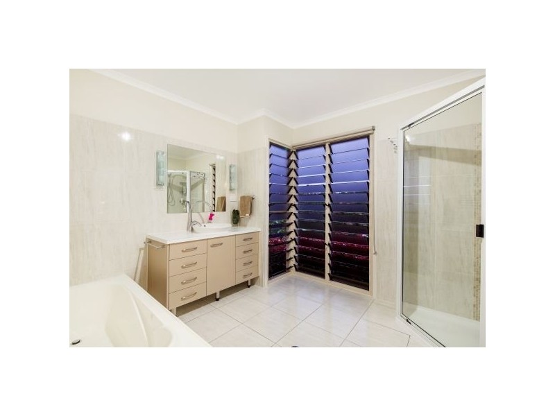 416 Laurel Road, Veteran QLD 4570