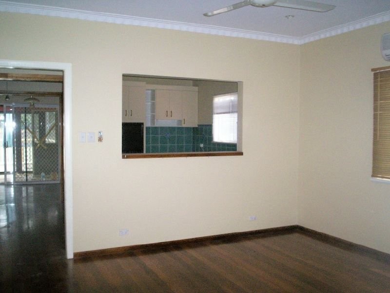 Glenwood QLD 4570