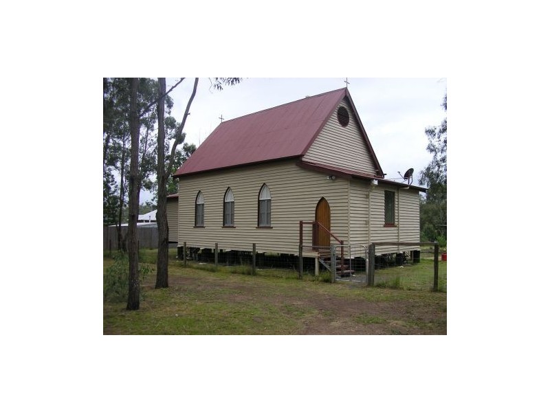 401 Broadbent Street, Glastonbury QLD 4570