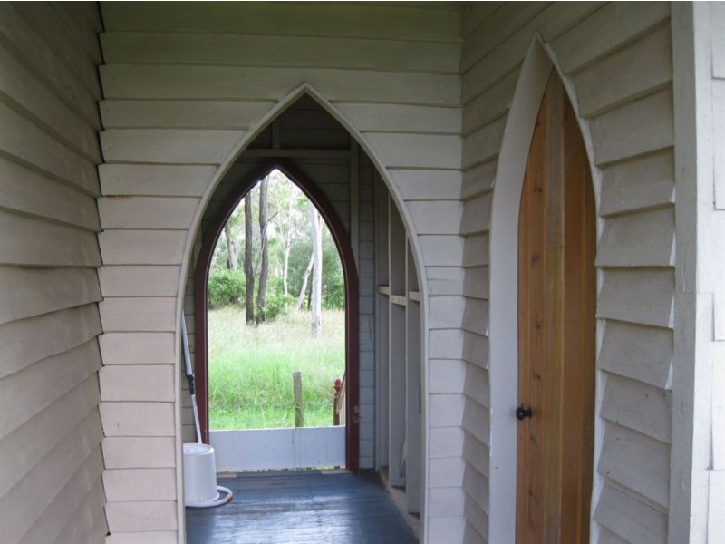 401 Broadbent Street, Glastonbury QLD 4570