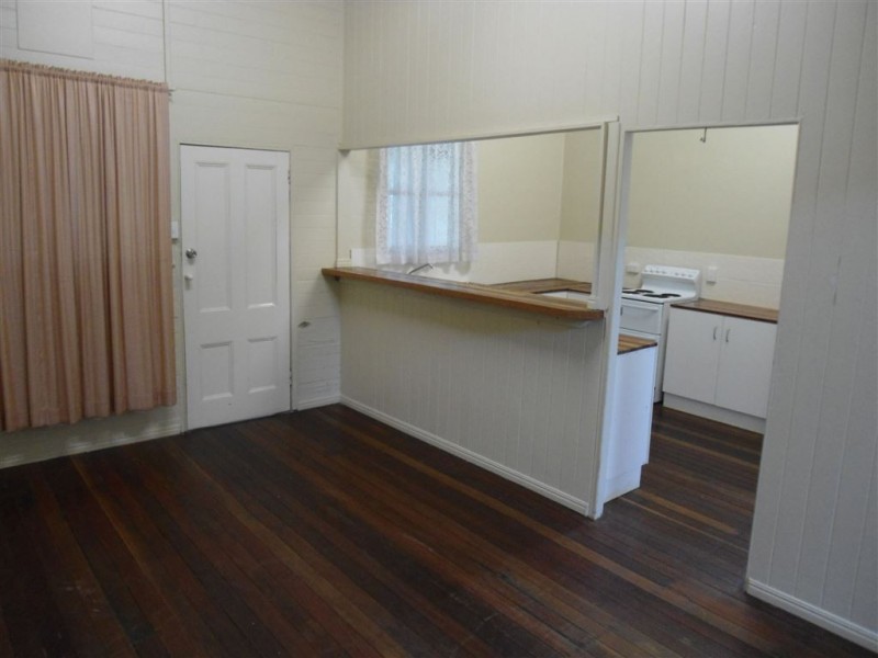 2/4 Stewart Terrace, Gympie QLD 4570