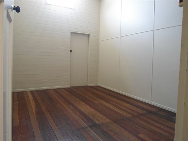 2/4 Stewart Terrace, Gympie QLD 4570