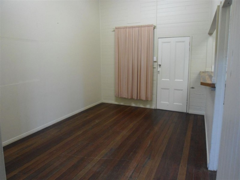 2/4 Stewart Terrace, Gympie QLD 4570