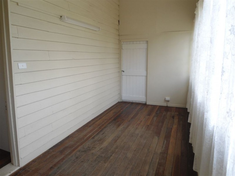 2/4 Stewart Terrace, Gympie QLD 4570