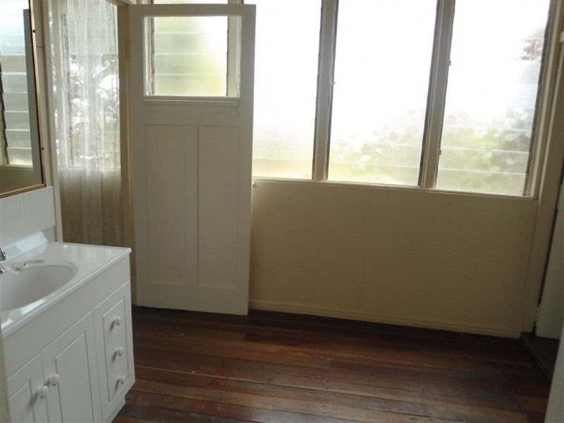 2/4 Stewart Terrace, Gympie QLD 4570