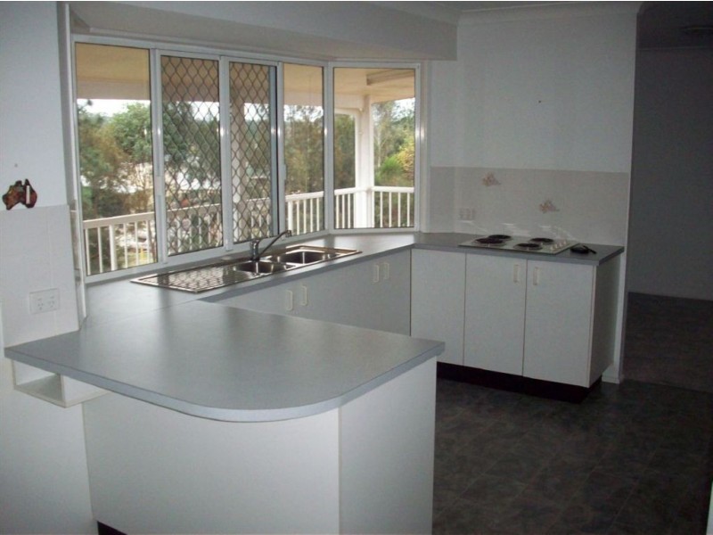 18 Old Wolvi Road, Victory Heights QLD 4570