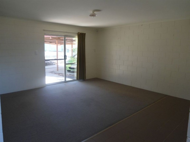 6/10 Johnstone Road, Southside QLD 4570