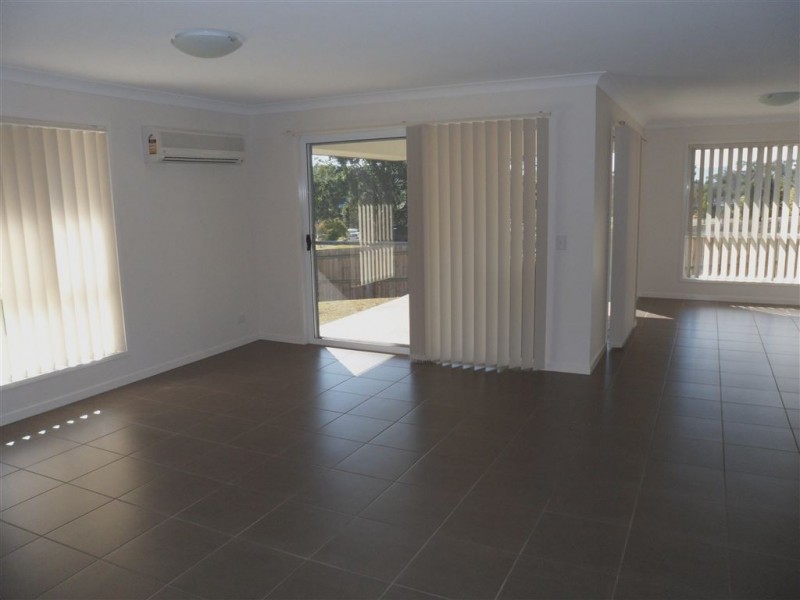 6 Premier Avenue, Jones Hill QLD 4570