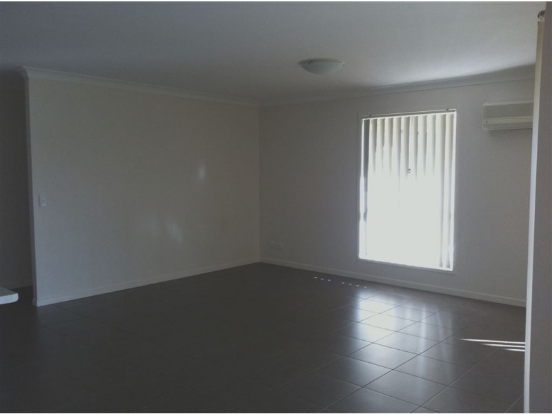 6 Premier Avenue, Jones Hill QLD 4570