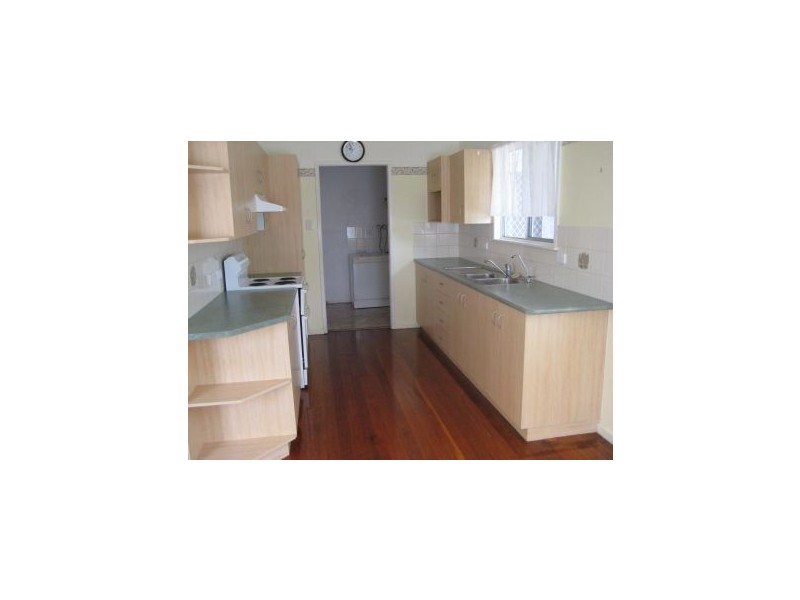 11 Woolgar Road, Southside QLD 4570