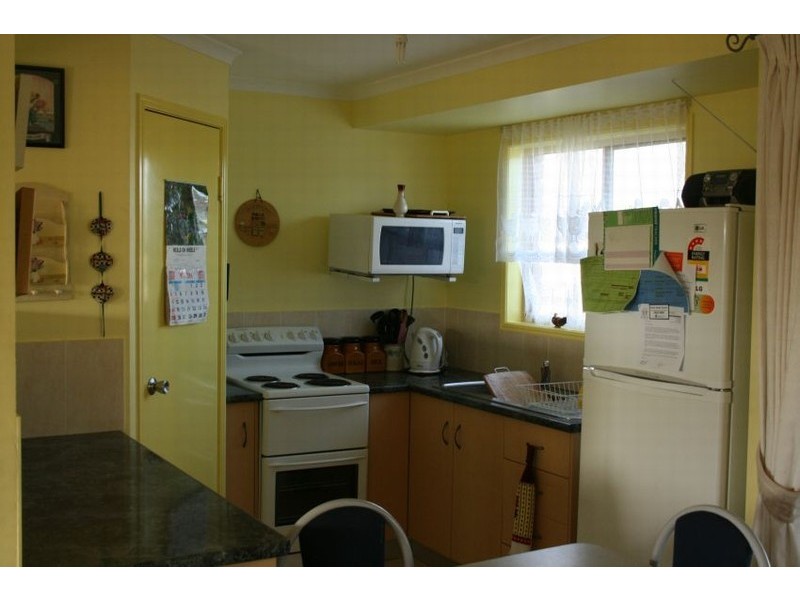 8 Isis Court, Cooloola Cove QLD 4580