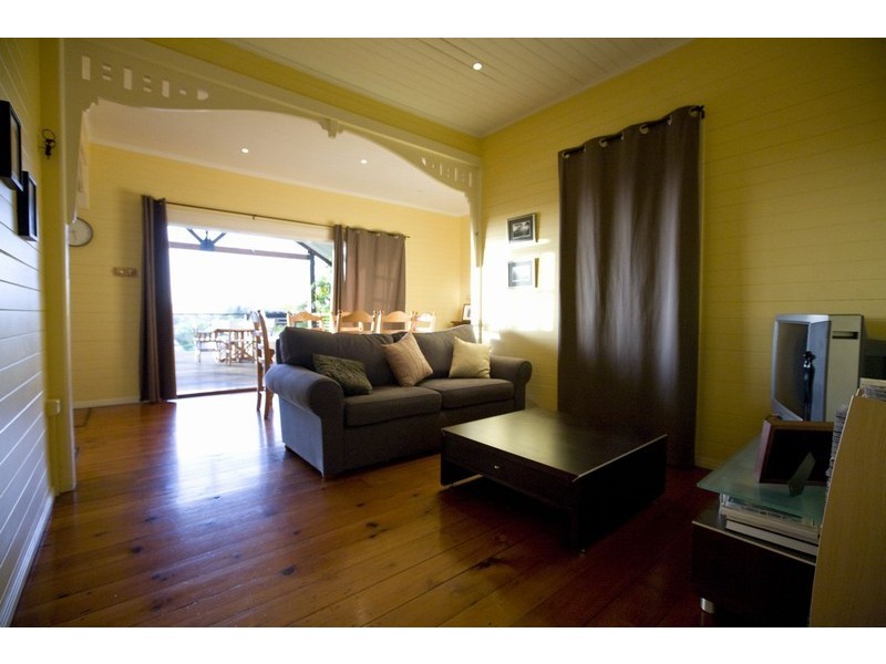 24 Lady Mary Terrace, Gympie QLD 4570