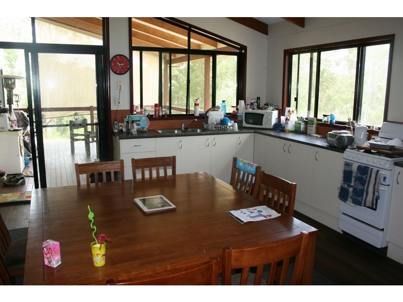 8 O’Keeffe Road, Mothar Mountain QLD 4570