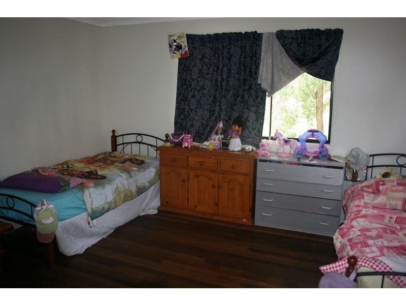 8 O’Keeffe Road, Mothar Mountain QLD 4570