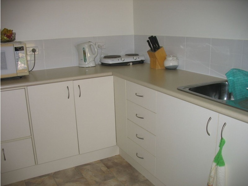 28/2 College Road, Southside QLD 4570