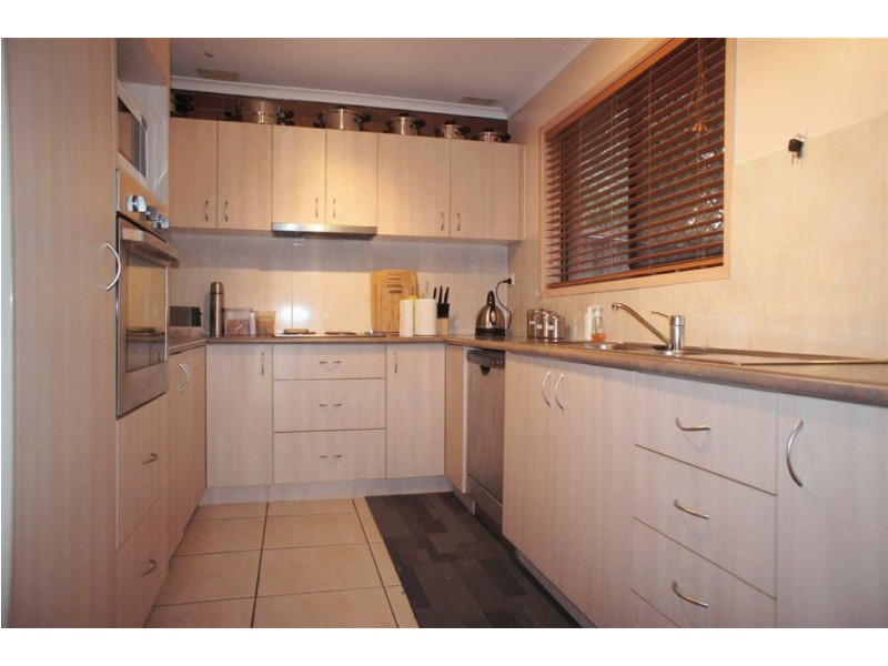 39, 111 Barbaralla Drive, Springwood QLD 4127