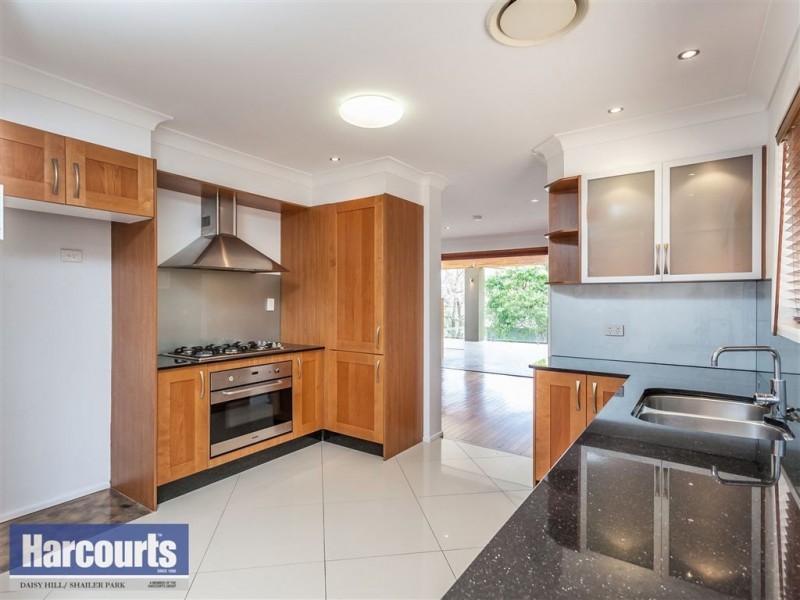 200 Daisy Hill Rd, Daisy Hill QLD 4127