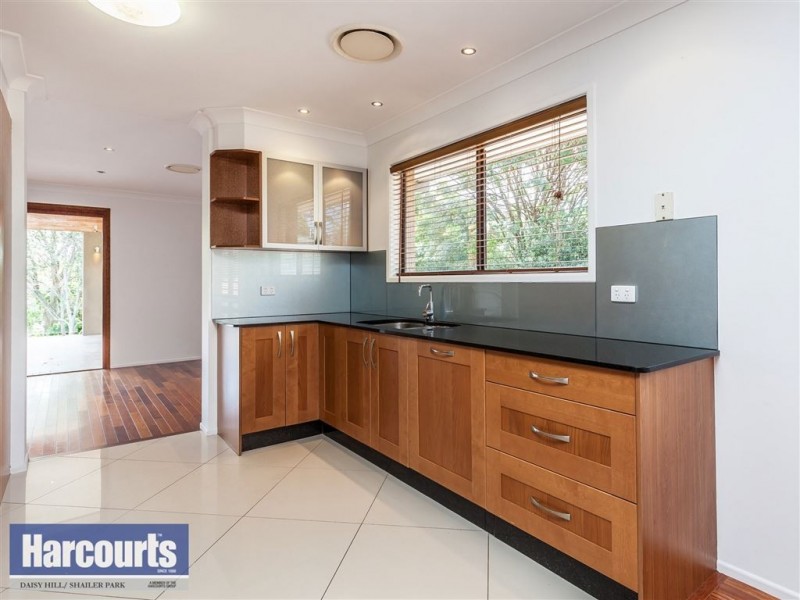200 Daisy Hill Rd, Daisy Hill QLD 4127