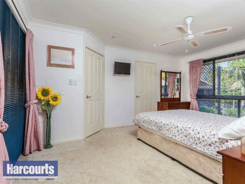 44 Plateau Drive, Springwood QLD 4127