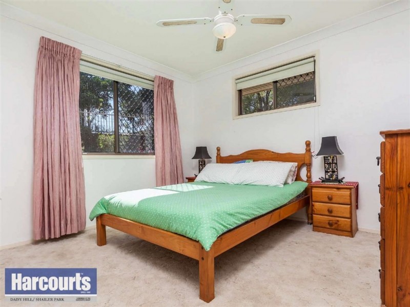 44 Plateau Drive, Springwood QLD 4127