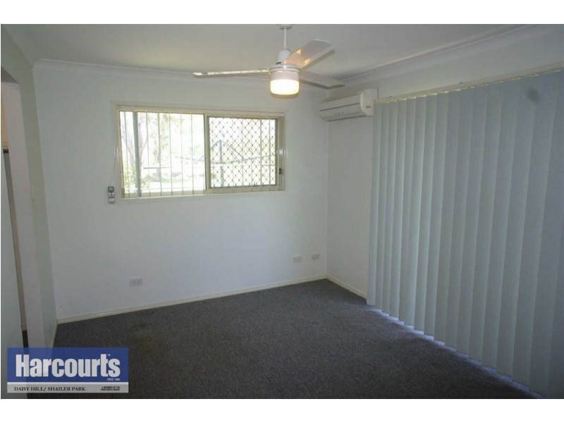 21 Fairway Drive, Meadowbrook QLD 4131