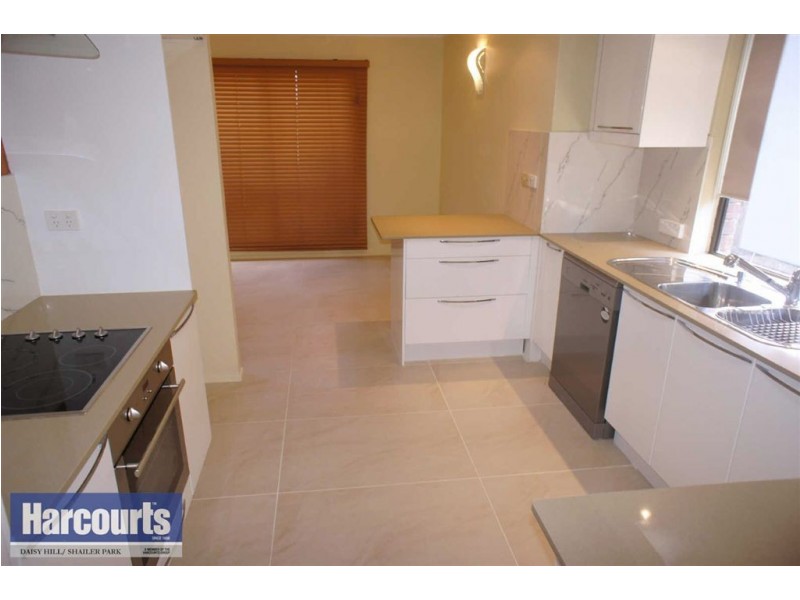 5  Felice Ct, Daisy Hill QLD 4127