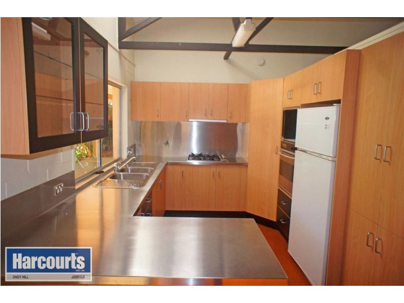 32 Lewina St, Daisy Hill QLD 4127