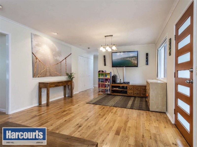 13 Veronica Ave, Daisy Hill QLD 4127