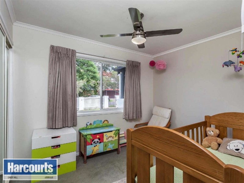 13 Veronica Ave, Daisy Hill QLD 4127