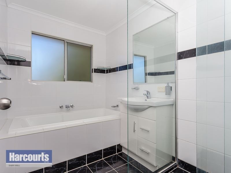 26 Lobelia Ave, Daisy Hill QLD 4127