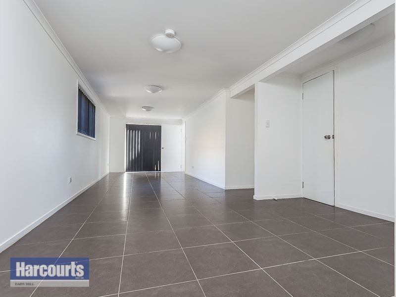 26 Lobelia Ave, Daisy Hill QLD 4127