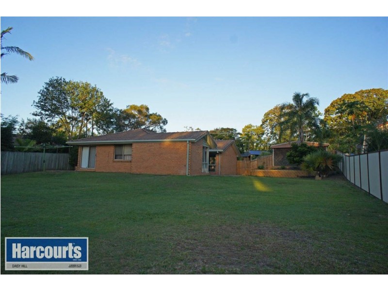 20 Blackthorn Cres, Shailer Park QLD 4128