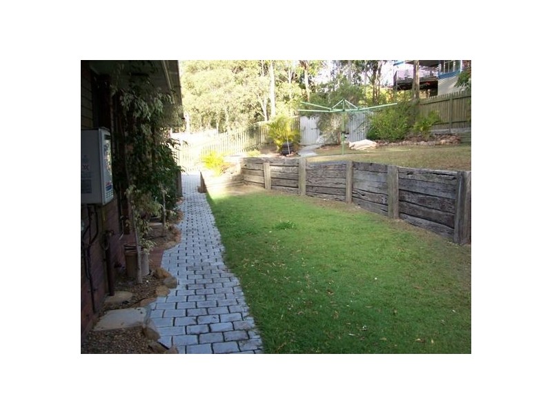 11 Foliage Court, Shailer Park QLD 4128