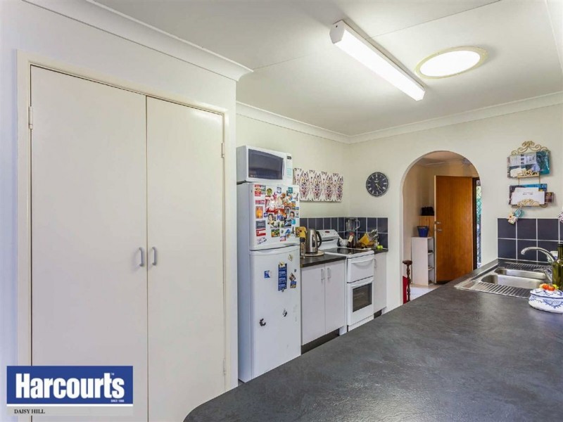 11 Scoresby Street, Mount Warren Park QLD 4207