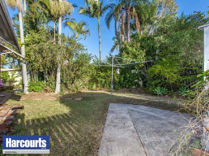 11 Scoresby Street, Mount Warren Park QLD 4207