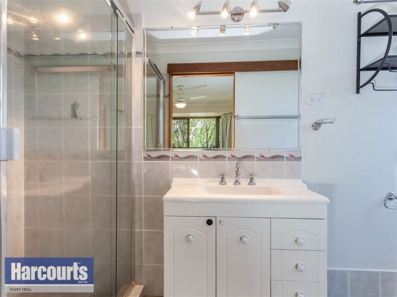 3 Emmet St, Daisy Hill QLD 4127