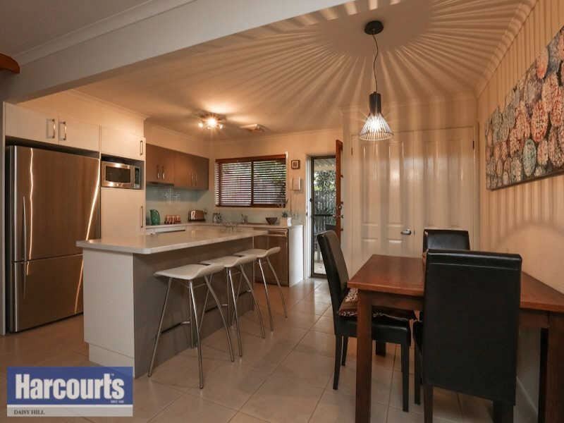1/111 Barbaralla Drive, Springwood QLD 4127