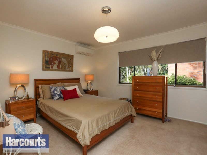 1/111 Barbaralla Drive, Springwood QLD 4127