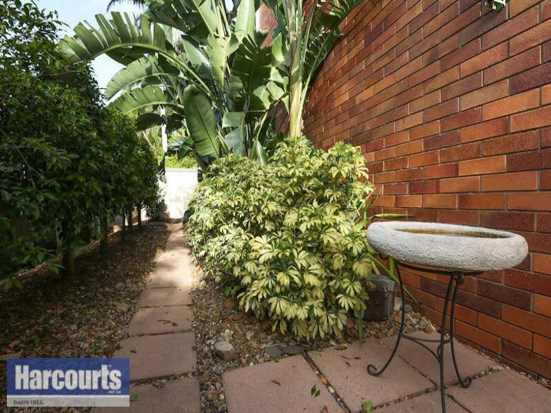 1/111 Barbaralla Drive, Springwood QLD 4127