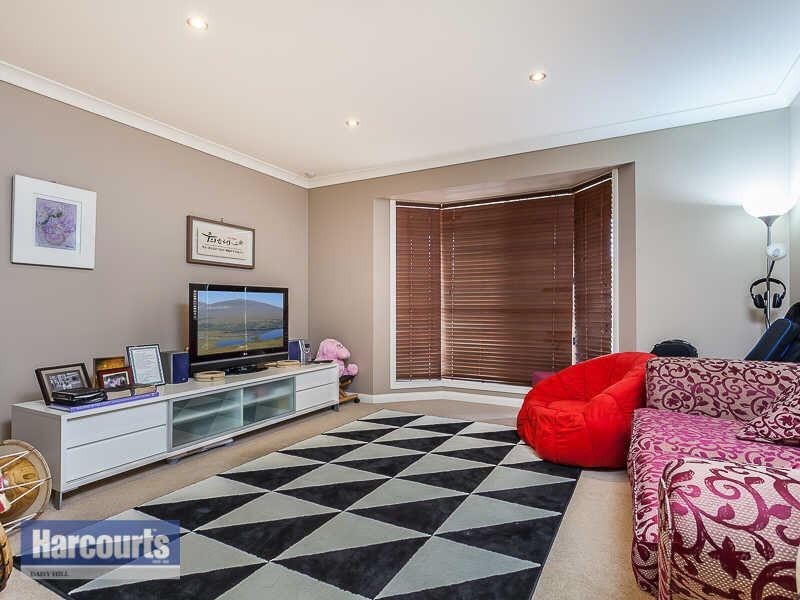 7 Epson Court, Daisy Hill QLD 4127