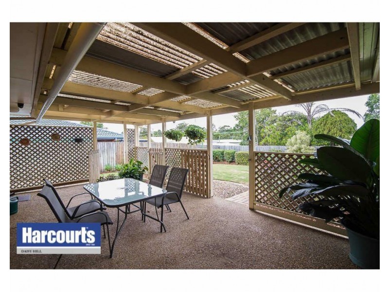 39 Ellendale Crescent, Daisy Hill QLD 4127