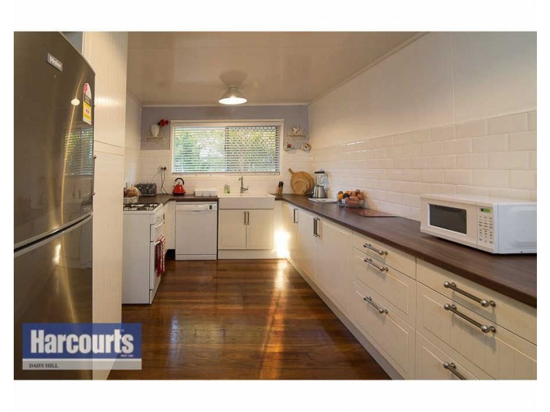 25 Esplen Street, Slacks Creek QLD 4127