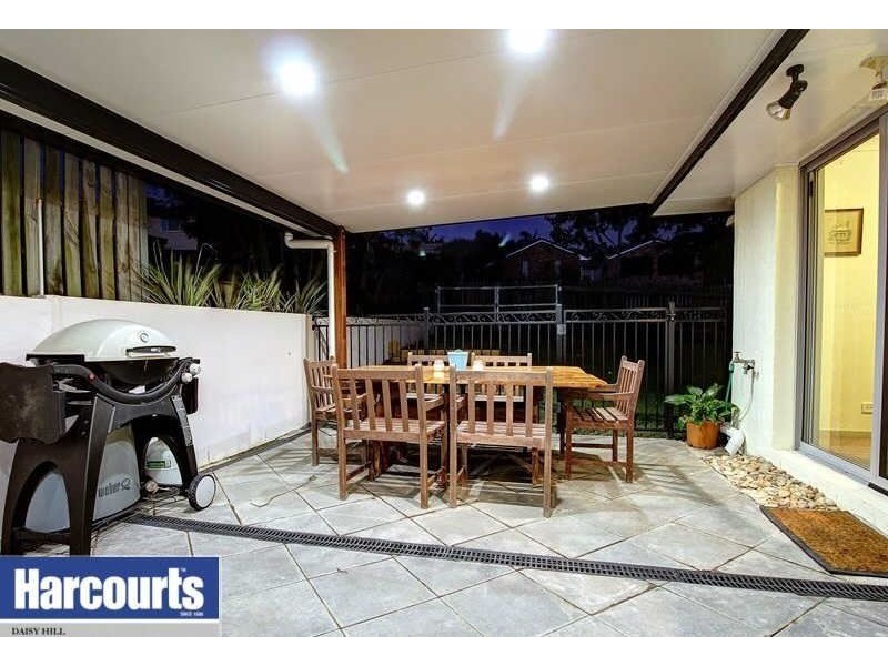 62 Jilbard Drive, Springwood QLD 4127