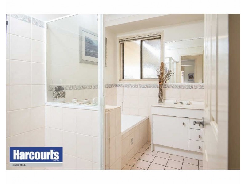 66 Kilsay Crescent, Meadowbrook QLD 4131