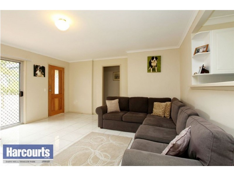 14 Springfield Cres, Daisy Hill QLD 4127