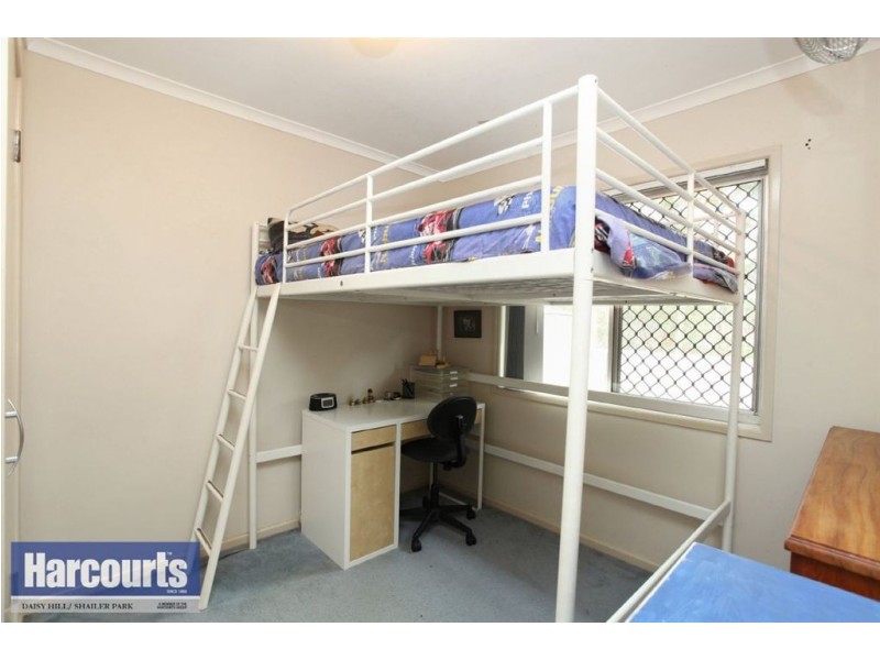 14 Springfield Cres, Daisy Hill QLD 4127