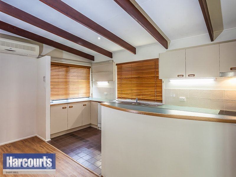 16 Lewina Street, Daisy Hill QLD 4127