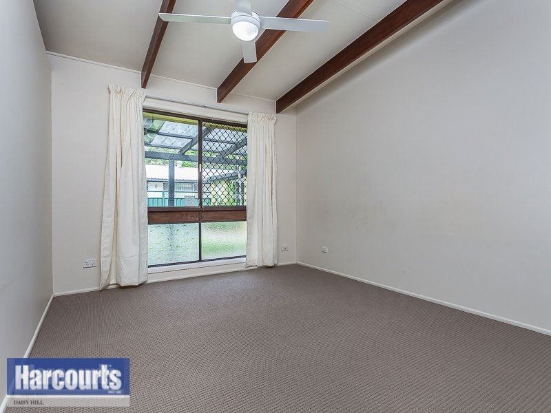 16 Lewina Street, Daisy Hill QLD 4127