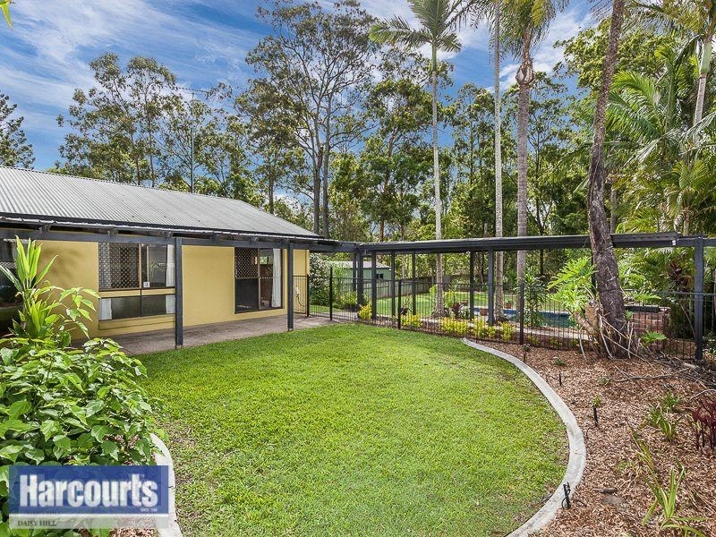 16 Lewina Street, Daisy Hill QLD 4127