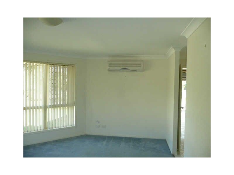 1  Brentwood Drive, Daisy Hill QLD 4127
